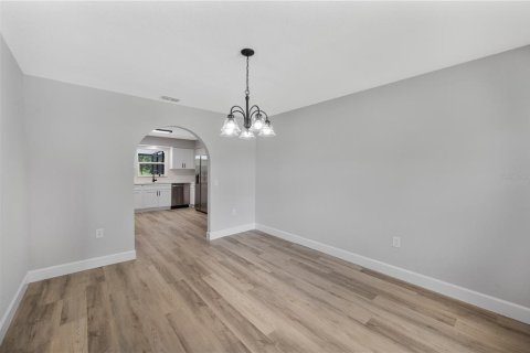 Casa en venta en Lakeland, Florida, 3 dormitorios, 212.84 m2 № 2267239 - foto 8