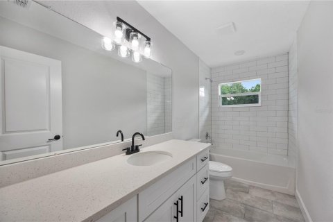 Casa en venta en Lakeland, Florida, 3 dormitorios, 212.84 m2 № 2267239 - foto 23