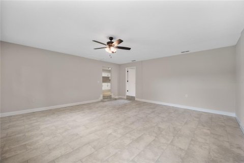Casa en venta en Lakeland, Florida, 3 dormitorios, 212.84 m2 № 2267239 - foto 25