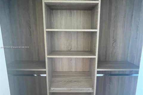 Снять в аренду кондоминиум в Майами, Флорида 3 спальни, 159.05м2, № 2079177 - фото 14