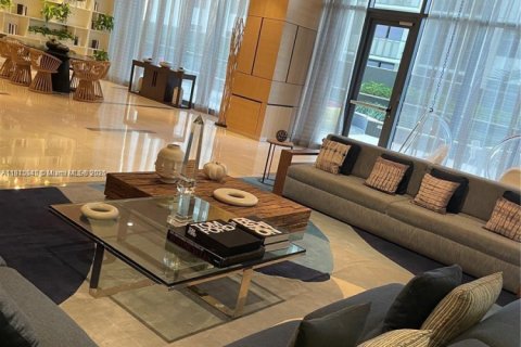 Снять в аренду кондоминиум в Майами, Флорида 3 спальни, 159.05м2, № 2079177 - фото 30
