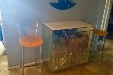 Copropriété à vendre à Miami, Floride: 2 chambres, 71.26 m2 № 1971199 - photo 5