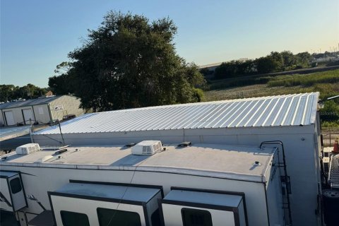 Commercial property in Pinellas Park, Florida 448.9 sq.m. № 2095465 - photo 10