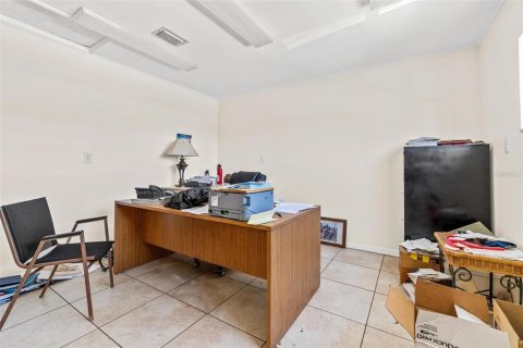 Commercial property in Pinellas Park, Florida 448.9 sq.m. № 2095465 - photo 21