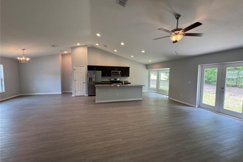 House in Ocala, Florida 3 bedrooms, 162.76 sq.m. № 753694 - photo 4