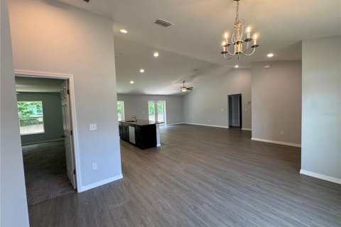 House in Ocala, Florida 3 bedrooms, 162.76 sq.m. № 753694 - photo 7