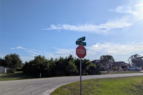 Land in Port Charlotte, Florida № 370099 - photo 16