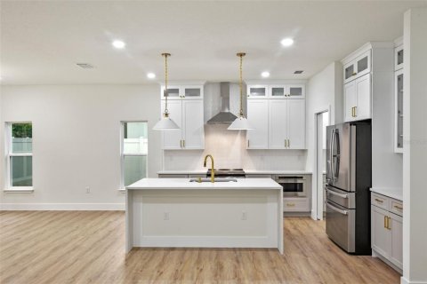 Casa en venta en Orlando, Florida, 3 dormitorios, 209.03 m2 № 1898695 - foto 16