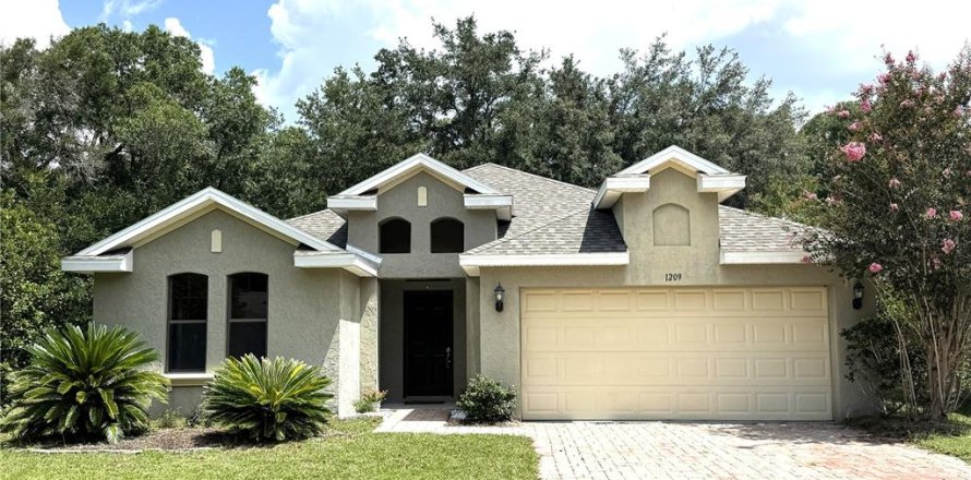Villa ou maison à DeLand, Floride 3 chambres, 135.08 m2 № 2230564