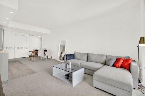 Купить кондоминиум в Майами, Флорида 1 спальня, 68.56м2, № 1995399 - фото 10