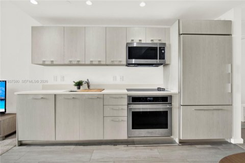 Купить кондоминиум в Майами, Флорида 1 спальня, 68.56м2, № 1995399 - фото 6