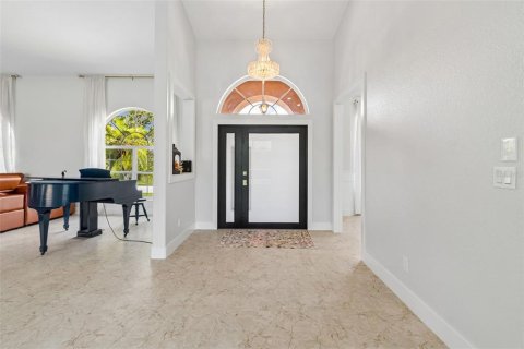 Villa ou maison à vendre à Punta Gorda, Floride: 4 chambres, 302.3 m2 № 2156945 - photo 4