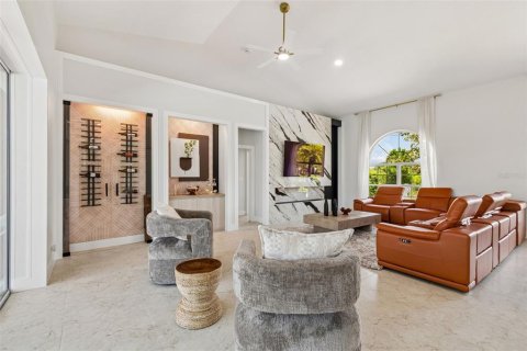 Villa ou maison à vendre à Punta Gorda, Floride: 4 chambres, 302.3 m2 № 2156945 - photo 8