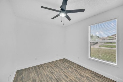 House in Palm Bay, Florida 3 bedrooms, 89.19 sq.m. № 1900717 - photo 20