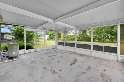 House in Palm Bay, Florida 3 bedrooms, 89.19 sq.m. № 1900717 - photo 24