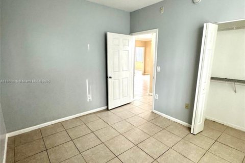 Condo in Miramar, Florida, 3 bedrooms  № 1895771 - photo 5