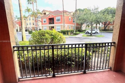 Condo in Miramar, Florida, 3 bedrooms  № 1895771 - photo 8
