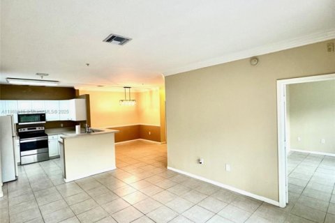Condo in Miramar, Florida, 3 bedrooms  № 1895771 - photo 19
