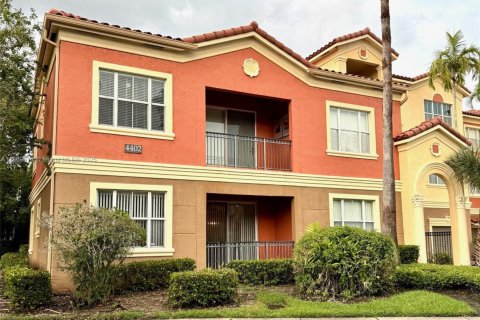 Condo in Miramar, Florida, 3 bedrooms  № 1895771 - photo 17