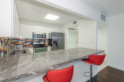 Copropriété à louer à Miami Beach, Floride: 1 chambre, 81.75 m2 № 1668990 - photo 14