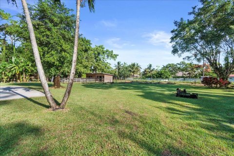 Apartamento en alquiler en West Palm Beach, Florida, 1 dormitorio, 53.42 m2 № 1040869 - foto 1