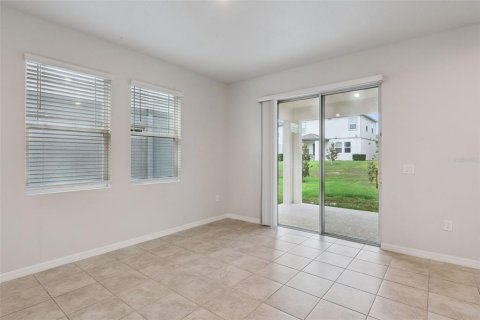 House in Clermont, Florida 3 bedrooms, 214.05 sq.m. № 2237648 - photo 4
