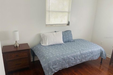 Commercial property in Largo, Florida 4 bedrooms, 133.78 sq.m. № 2383313 - photo 8