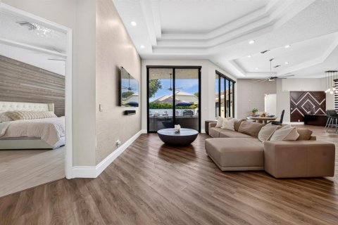 Villa ou maison à vendre à Parkland, Floride: 4 chambres, 235.88 m2 № 2399920 - photo 8