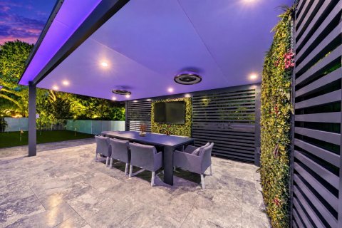 Villa ou maison à vendre à Parkland, Floride: 4 chambres, 235.88 m2 № 2399920 - photo 3