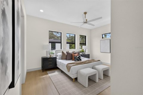 Casa en venta en Tampa, Florida, 4 dormitorios, 242.47 m2 № 2383803 - foto 28
