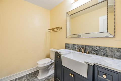 House in Tampa, Florida 4 bedrooms, 228.45 sq.m. № 1776797 - photo 24