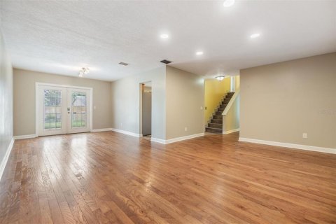 House in Tampa, Florida 4 bedrooms, 228.45 sq.m. № 1776797 - photo 28