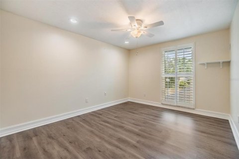 House in Tampa, Florida 4 bedrooms, 228.45 sq.m. № 1776797 - photo 20