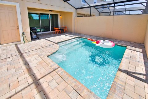 Touwnhouse à vendre à Kissimmee, Floride: 3 chambres, 182.27 m2 № 2236809 - photo 3