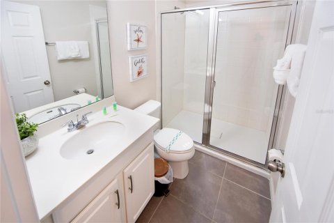 Touwnhouse à vendre à Kissimmee, Floride: 3 chambres, 182.27 m2 № 2236809 - photo 18