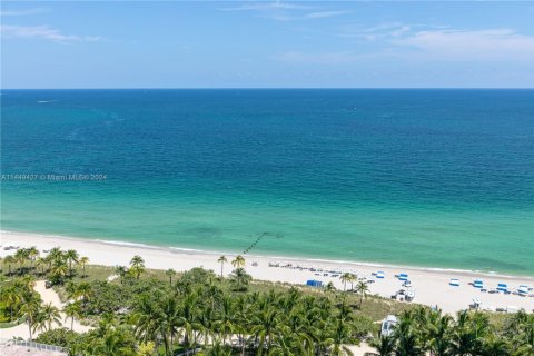 Condo in Bal Harbour, Florida, 3 bedrooms  № 1752495 - photo 25