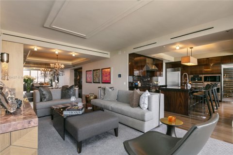 Condo in Bal Harbour, Florida, 3 bedrooms  № 1752495 - photo 13