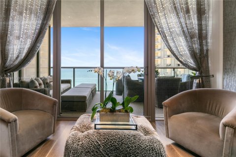 Condo in Bal Harbour, Florida, 3 bedrooms  № 1752495 - photo 8