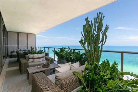 Condo in Bal Harbour, Florida, 3 bedrooms  № 1752495 - photo 27