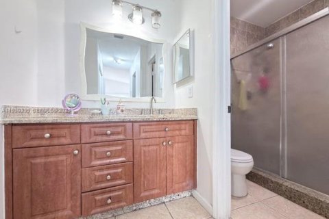 Villa ou maison à vendre à Miami, Floride: 3 chambres, 130.62 m2 № 1989185 - photo 20