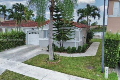 Villa ou maison à vendre à Miami, Floride: 3 chambres, 130.62 m2 № 1989185 - photo 6