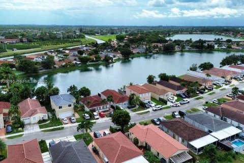 Villa ou maison à vendre à Miami, Floride: 3 chambres, 130.62 m2 № 1989185 - photo 7