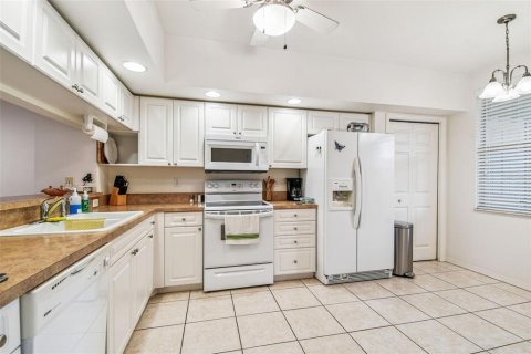 Copropriété à vendre à Largo, Floride: 3 chambres, 146.41 m2 № 1900992 - photo 8