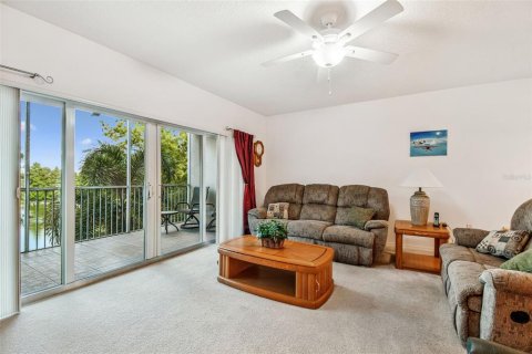 Copropriété à vendre à Largo, Floride: 3 chambres, 146.41 m2 № 1900992 - photo 15