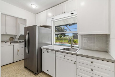 House in Sun City Center, Florida 2 bedrooms, 121.52 sq.m. № 2157596 - photo 14
