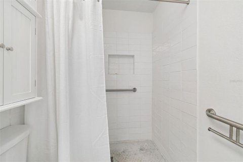 House in Sun City Center, Florida 2 bedrooms, 121.52 sq.m. № 2157596 - photo 21