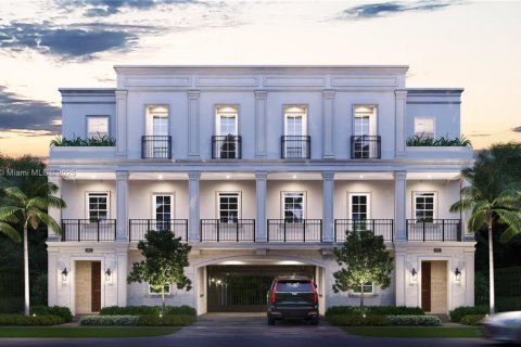 Townhouse in Coral Gables, Florida 4 bedrooms, 431.72 sq.m. № 1726652 - photo 12