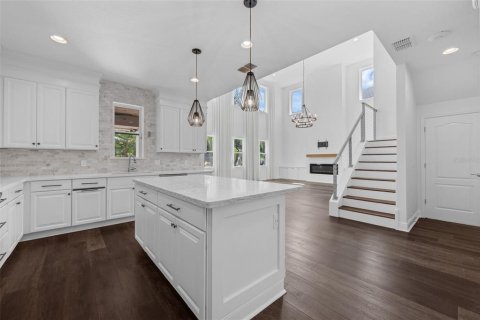Casa en alquiler en Winter Garden, Florida, 4 dormitorios, 288 m2 № 1916484 - foto 12