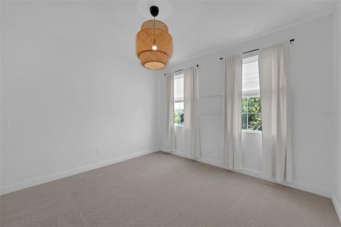 Casa en alquiler en Winter Garden, Florida, 4 dormitorios, 288 m2 № 1916484 - foto 18