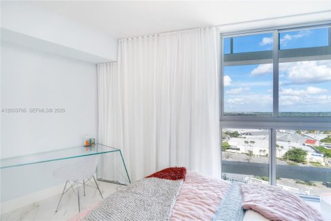 Copropriété à louer à Sunrise, Floride: 3 chambres, 151.34 m2 № 2243033 - photo 15